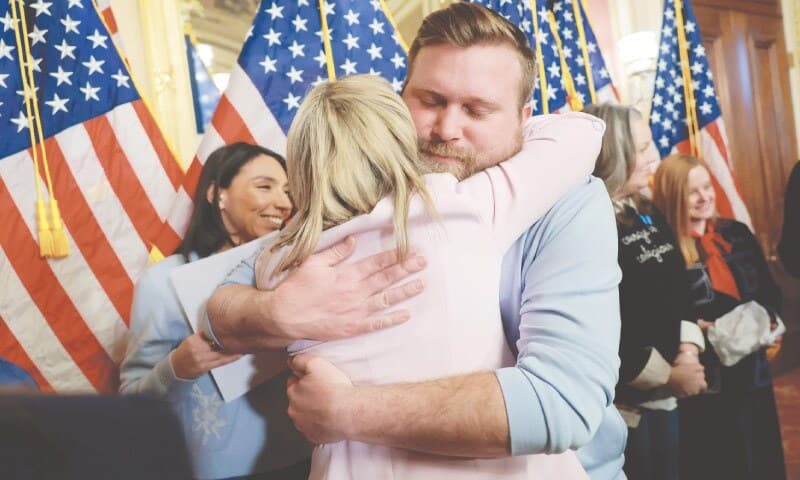 US Lawmakers Expose Hidden Names in Epstein Files Scandal