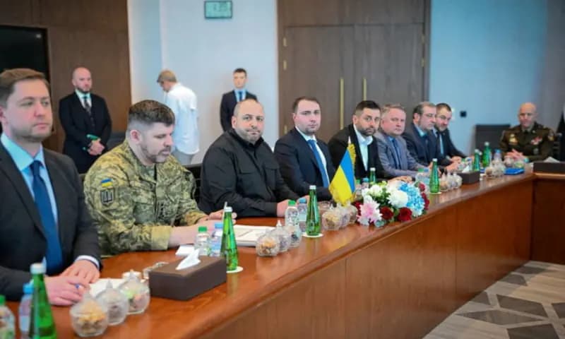 Russia Demands Ukraine Surrender as Abu Dhabi Talks Begin