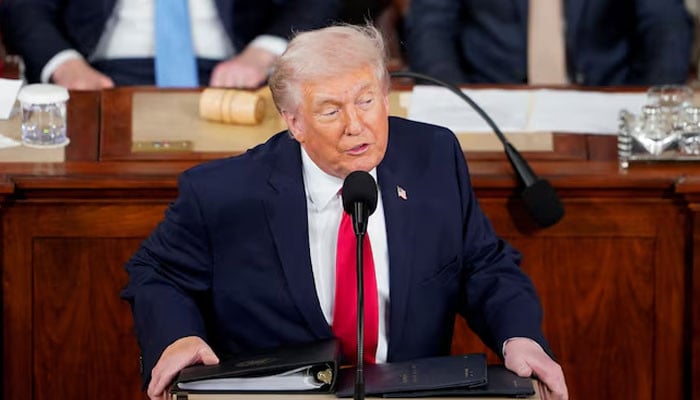 Shadows of Defeat: Trump Faces Republican Revolt Over Iran War
